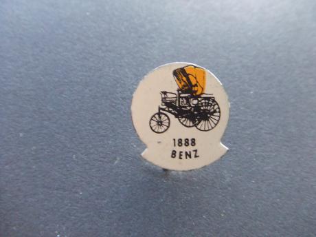 Mercedes Benz 1888 oldimer geel